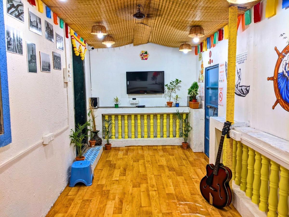 Awaara Backpackers Hostel, Alībāg Exteriör bild