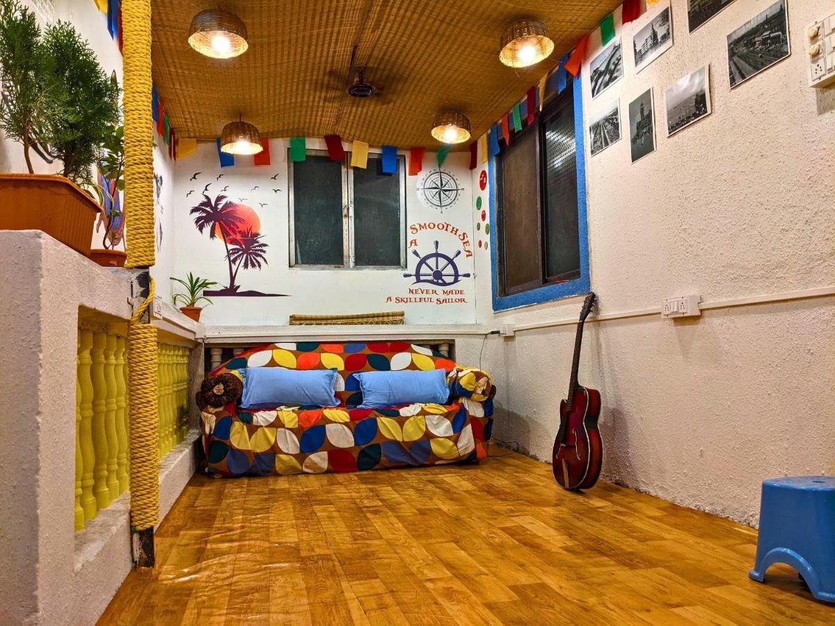 Awaara Backpackers Hostel, Alībāg Exteriör bild