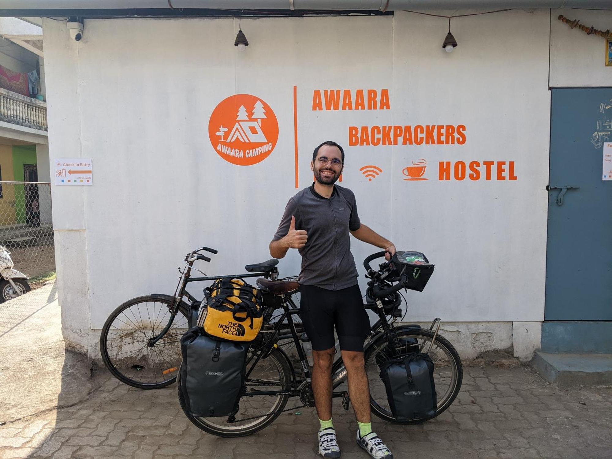 Awaara Backpackers Hostel, Alībāg Exteriör bild
